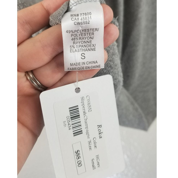 Chaser Roka Gray Open Back Pullover Lightweight Sweatshirt S NWT - Picture 5 of 5